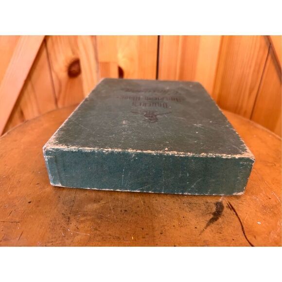 1945 Drueke Authentic Staunton Design Chess Set In Original Box and Rule Book (4 - Picture 4 of 7